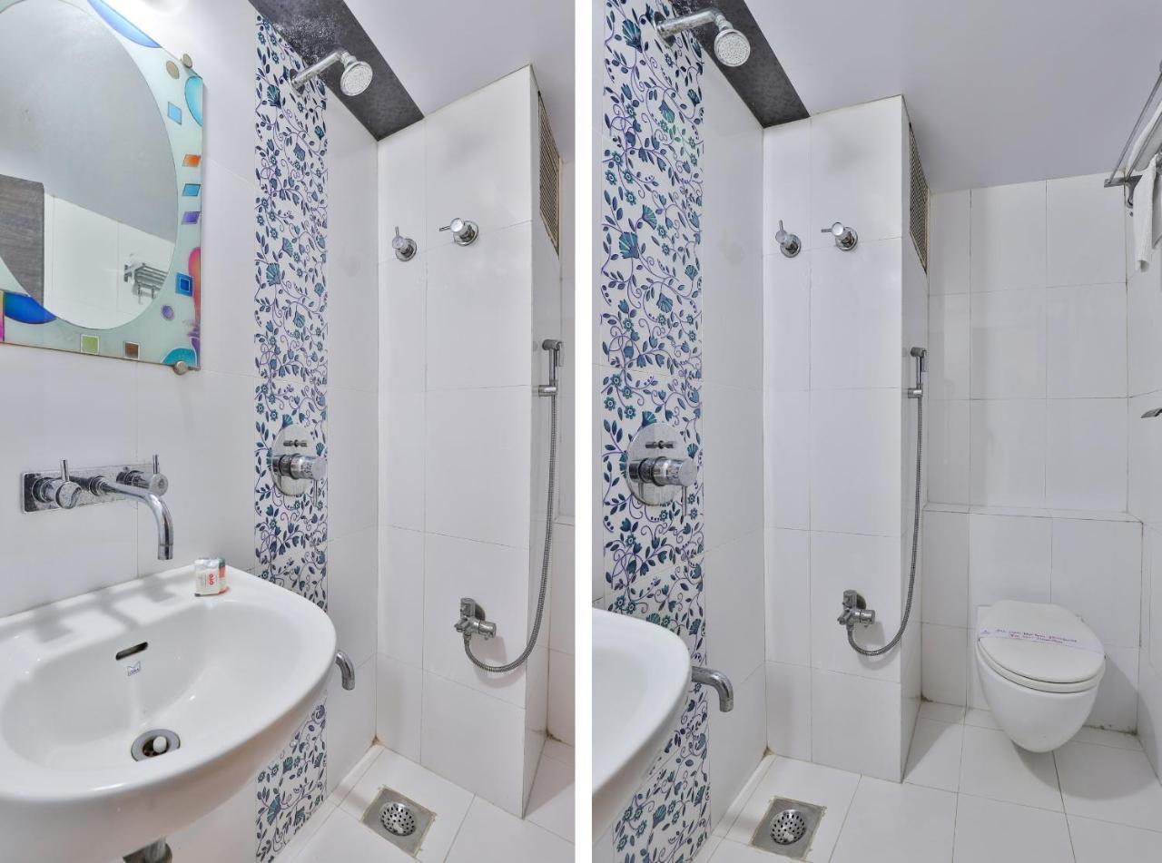 Oyo 2351 Hotel Golden Plaza Ahmedabad Bagian luar foto
