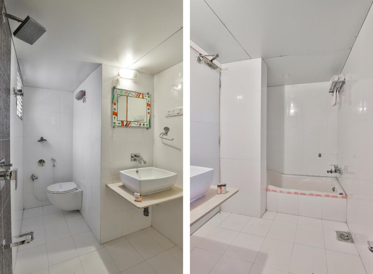 Oyo 2351 Hotel Golden Plaza Ahmedabad Bagian luar foto